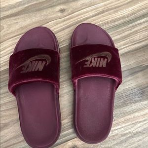 Nike slides